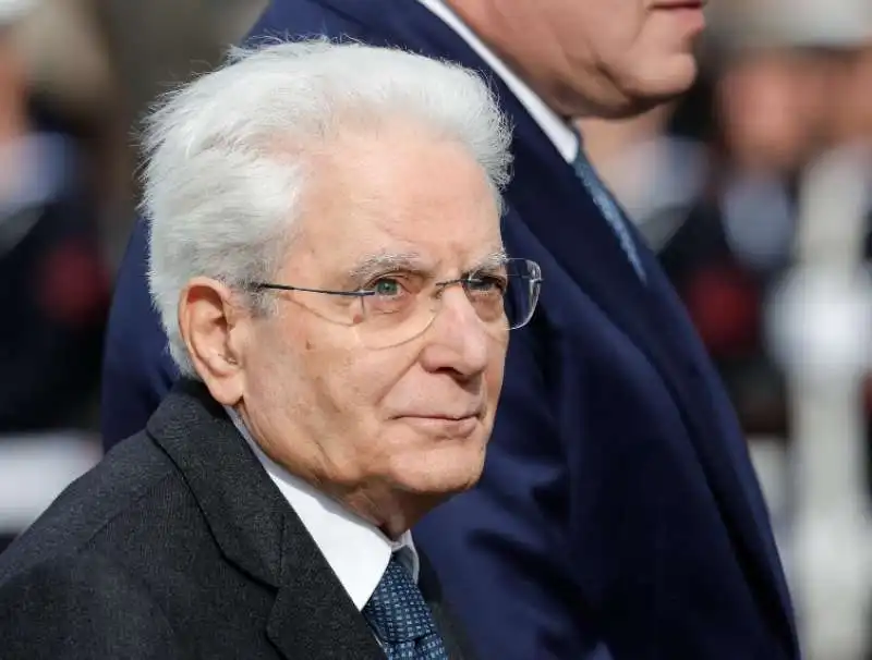 sergio mattarella  all altare della patria   25 aprile 2023 