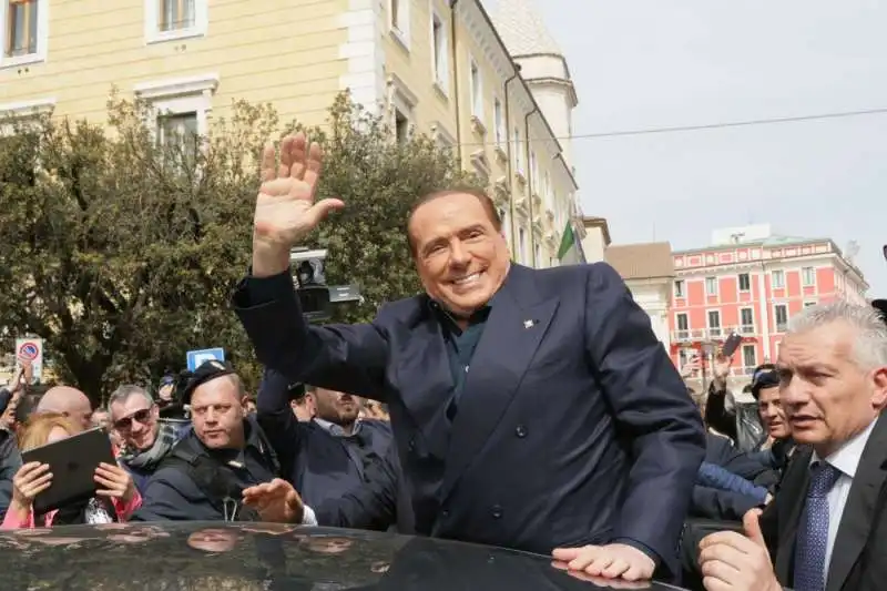 silvio berlusconi 5