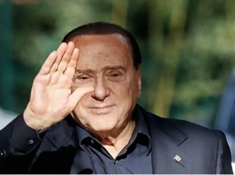 SILVIO BERLUSCONI RICOVERATO AL SAN RAFFAELE