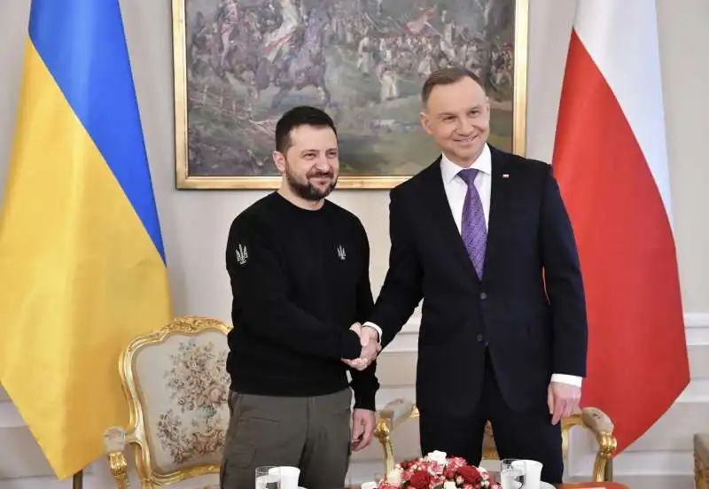 volodymyr zelensky con andrzej duda a varsavia  