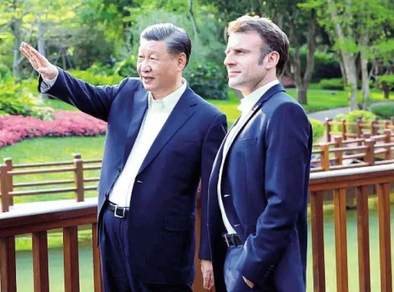 XI JINPING EMMANUEL MACRON