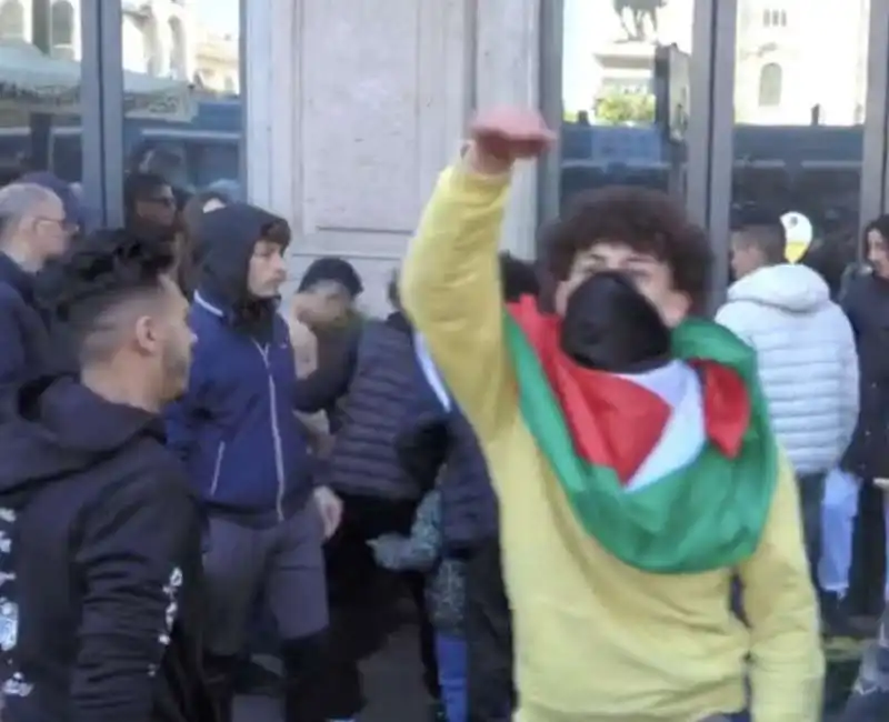 aggressione alla brigata ebraica   corteo del 25 aprile a milano   2