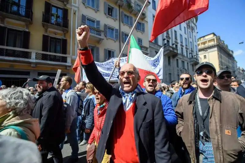 brigate ebraica.   corteo 25 aprile milano 