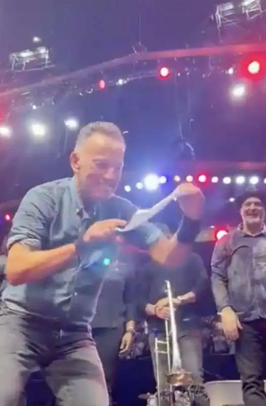 bruce springsteen firma la giustificazione 5