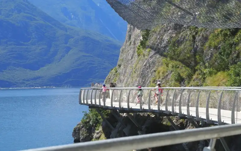 ciclovia sul lago di garda 2