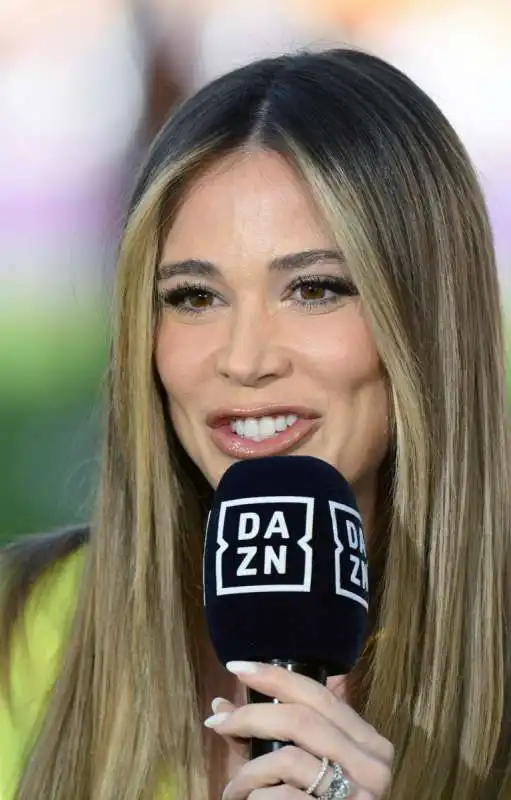 diletta  leotta foto mezzelani gmt34