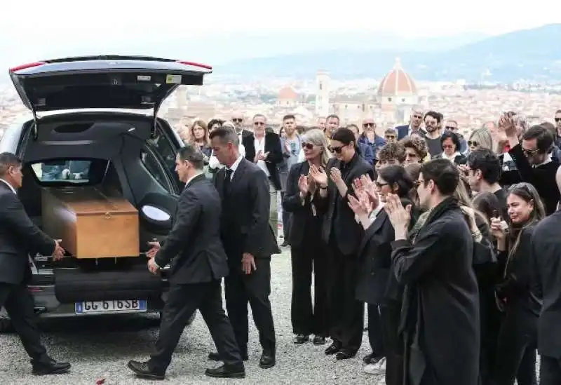 funerale roberto cavalli