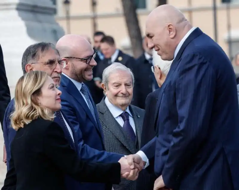 giorgia meloni   ignazio la russa   lorenzo fontana   augusto barbera   guido crosetto   25 aprile 2024   altare della patria