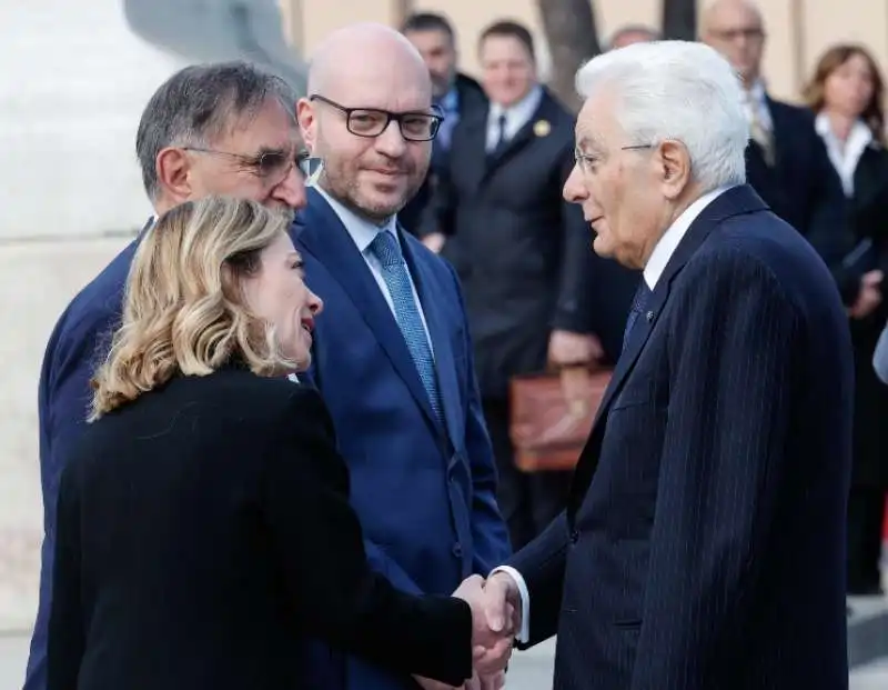 giorgia meloni   ignazio la russa   lorenzo fontana   sergio mattarella   25 aprile 2024   altare della patria