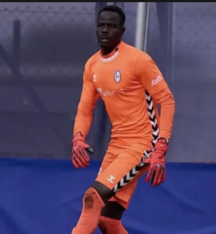 il portiere senegalese Cheikh Sarr