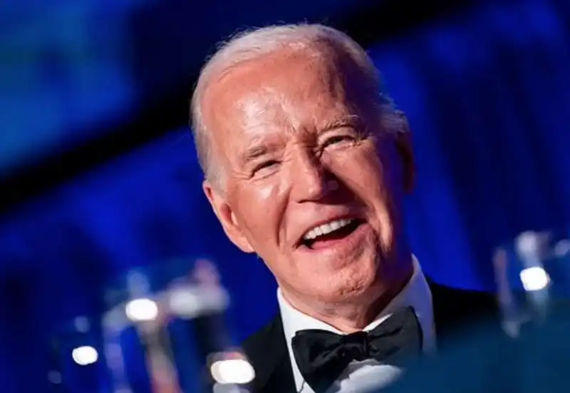 joe biden alla cena dei corrispondenti  1