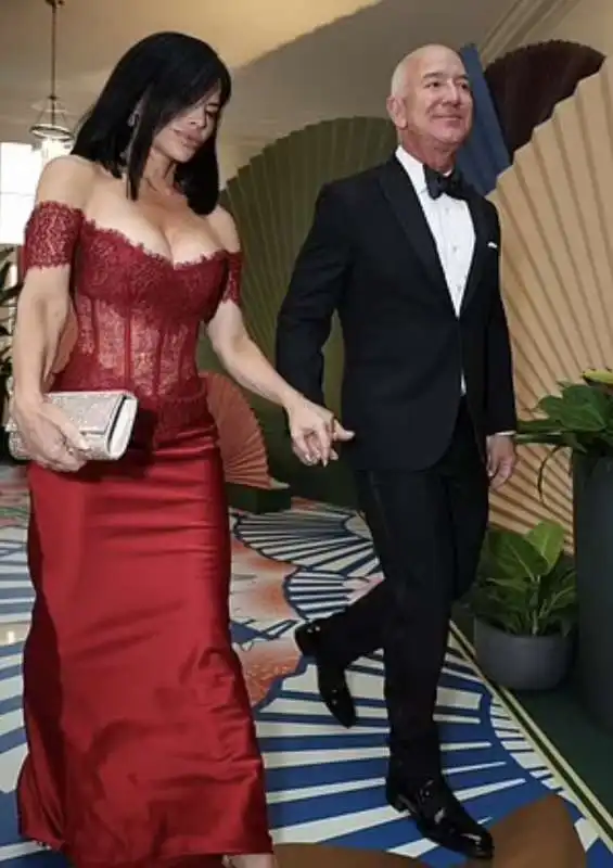 lauren sanchez   jeff bezos alla casa bianca