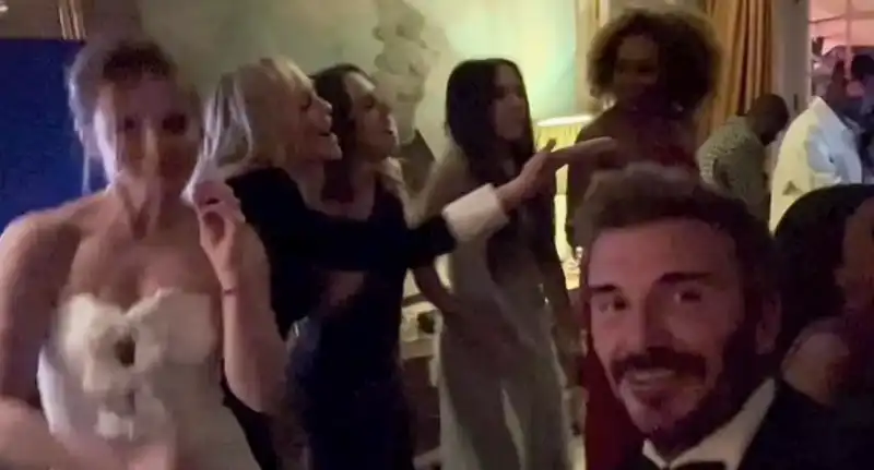 le spice girls al compleanno di victoria beckham 2