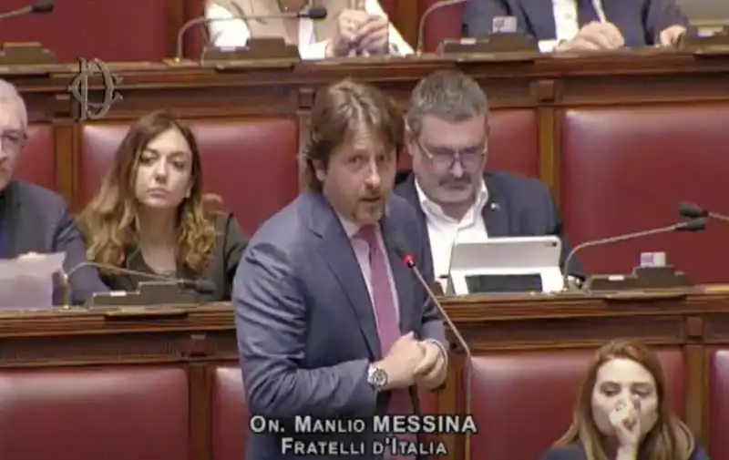 MANLIO MESSINA ALLA CAMERA  2