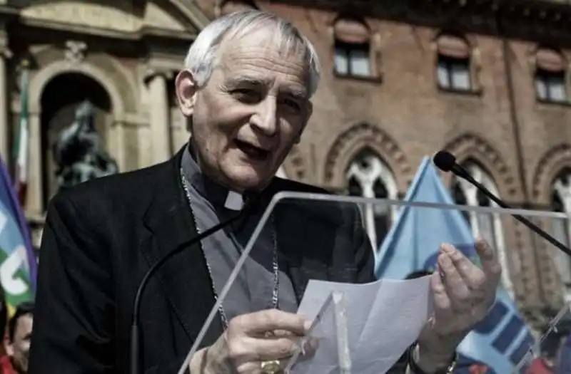 matteo maria zuppi alla manifestazione di cgil e uil a bologna 