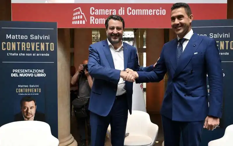 matteo salvini   roberto vannacci  1presentazione del libro controvento   