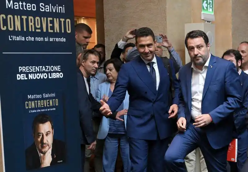 matteo salvini   roberto vannacci  6presentazione del libro controvento   