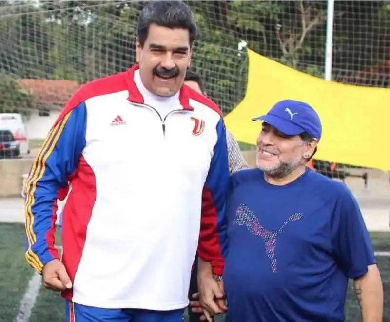 nicolas maduro Diego Armando Maradona 