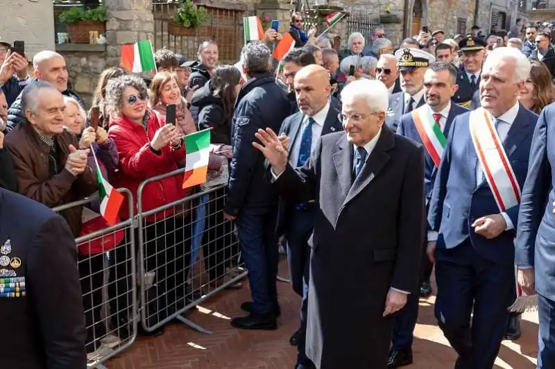 sergio mattarella a civitella in val di chiana   25 aprile 2024   11