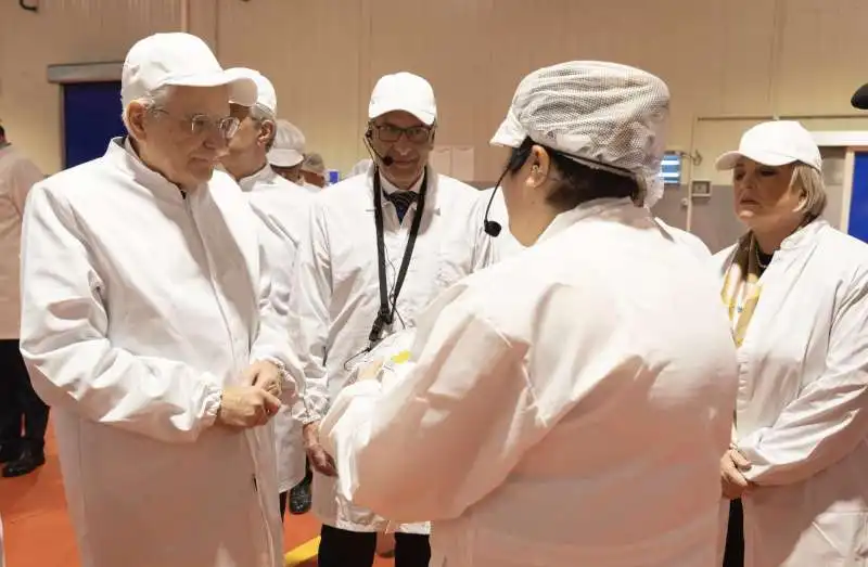 SERGIO MATTARELLA CON MARINA CALDERONE ALLO STABILIMENTO GIAS  DI COSENZA. 