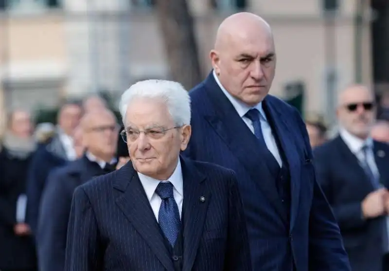 sergio mattarella   guido crosetto   25 aprile 2024   altare della patria