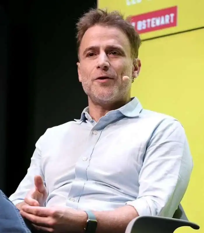  stewart butterfield