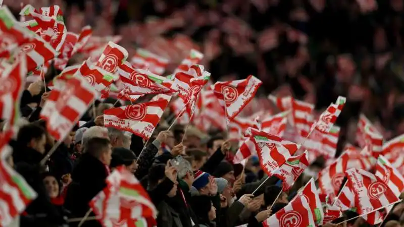 tifosi fortuna dusseldorf 3