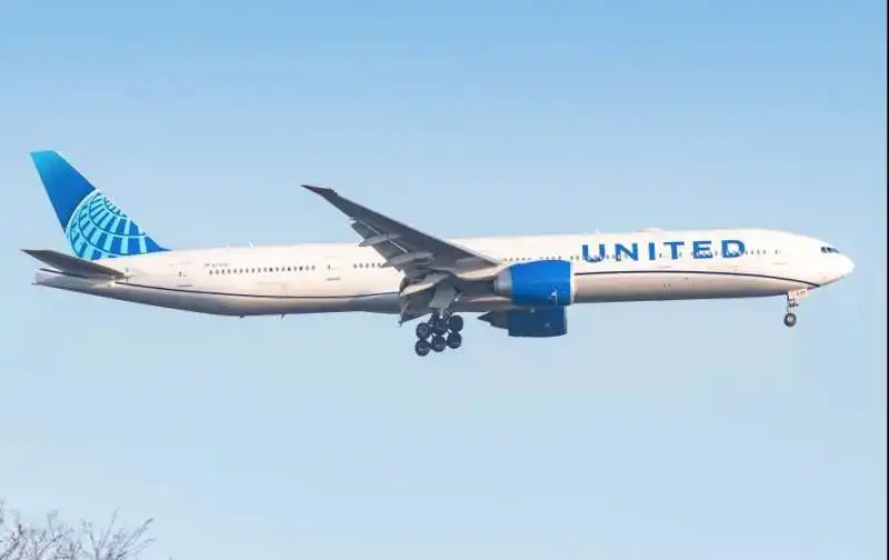 united airlines 2