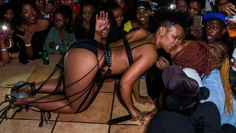 zodwa wabantu. 8