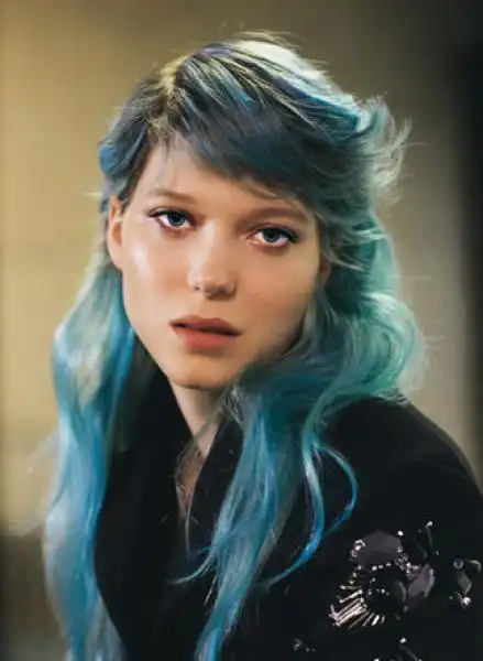 Le Blue est une coleur chaude La vie dAdele chapitres et c cover story lea seydoux 