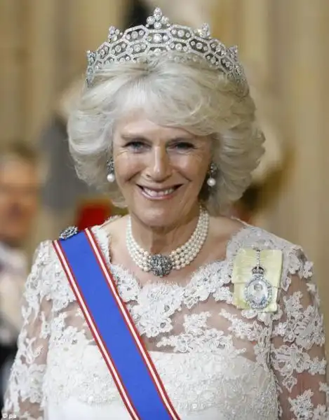 CAMILLA PARKER BOWLES DUCHESSA DI CORNOVAGLIA