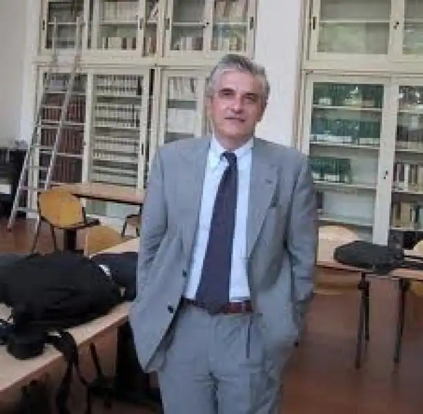 GIUSEPPE PISAURO SCUOLA ECONOMIA 