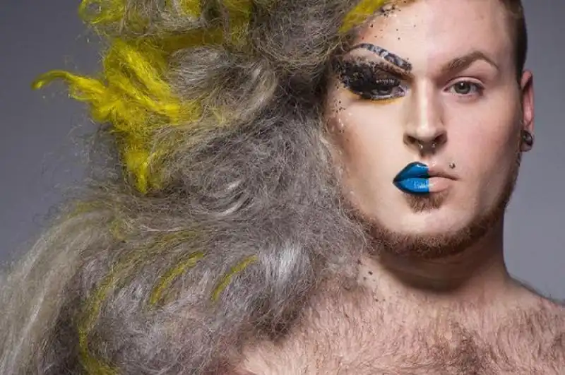 half drag di leland bobbe x 