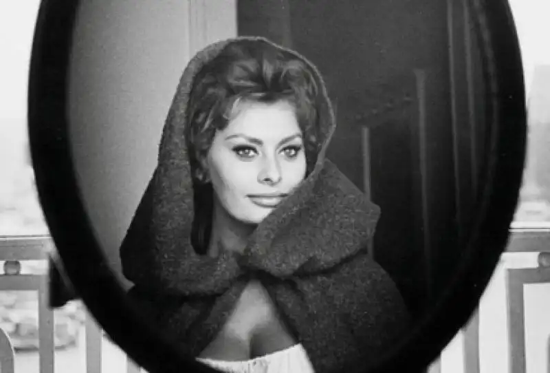 MARIO DE BIASI SOFIA LOREN 