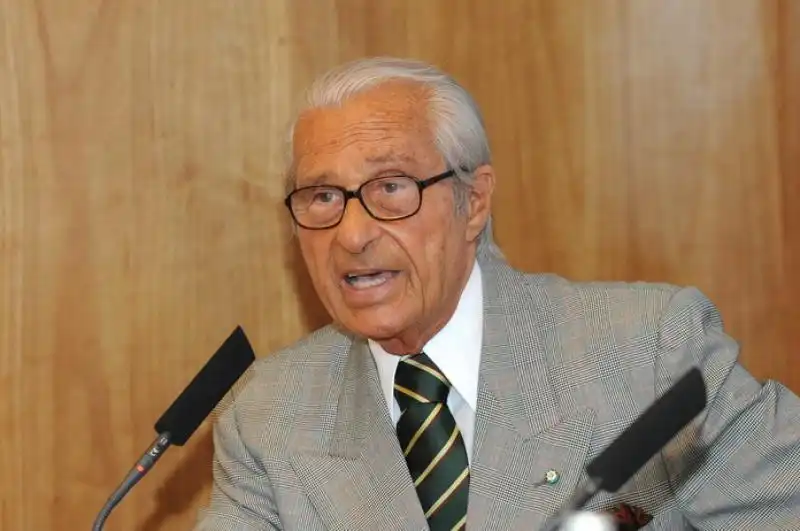 Mario Stirpe interviene al convegno 