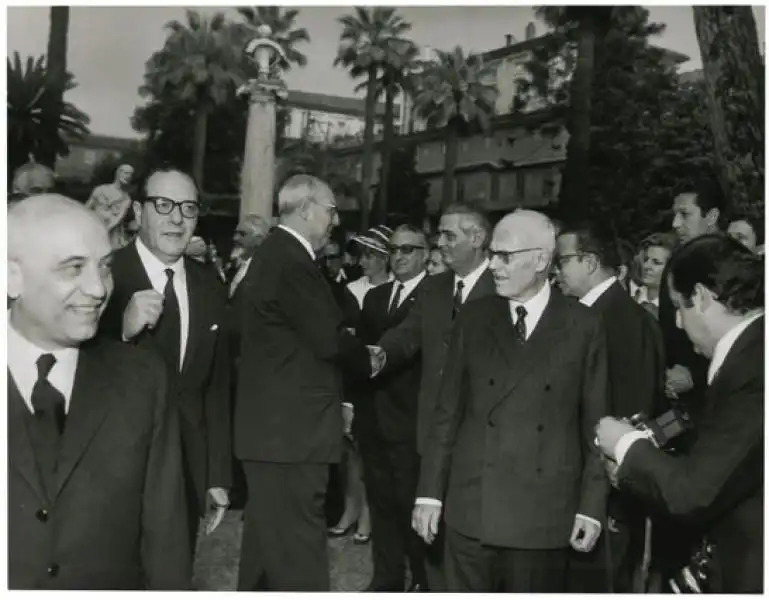 ricevimento quirinale due giugno sessantanove con pertini saragat fanfani bucciarelli ducci 