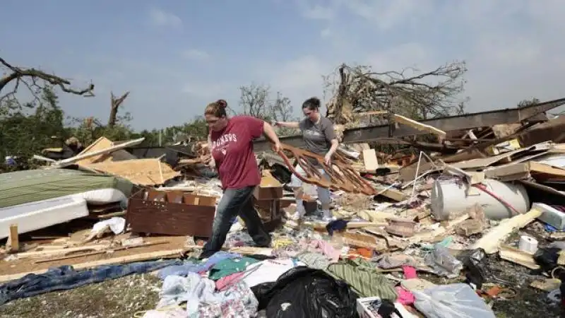 tornado ad oklaoma city 