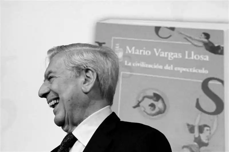 VARGAS LLOSA