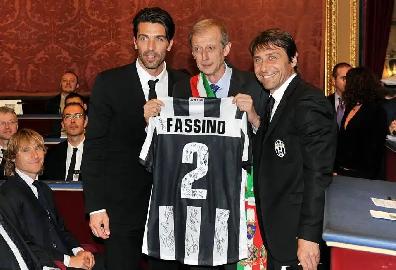 FASSINO CONTE BUFFON 