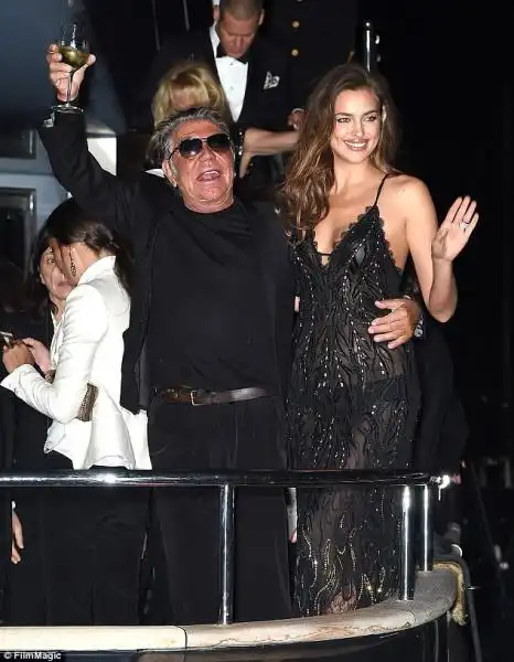 IRINA SHAYK ROBERTO CAVALLI 