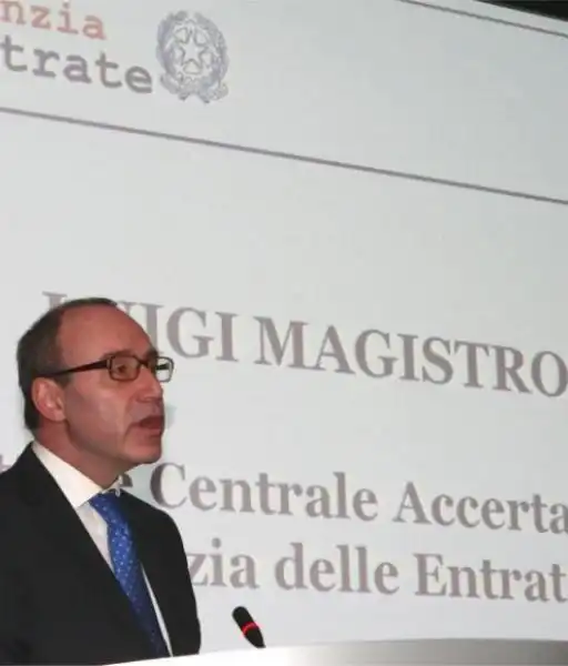 LUIGI MAGISTRO 