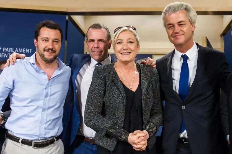 Marine Le Pen Matteo Salvini Geert Wilders Harald Vilimsky foto Lapresse 