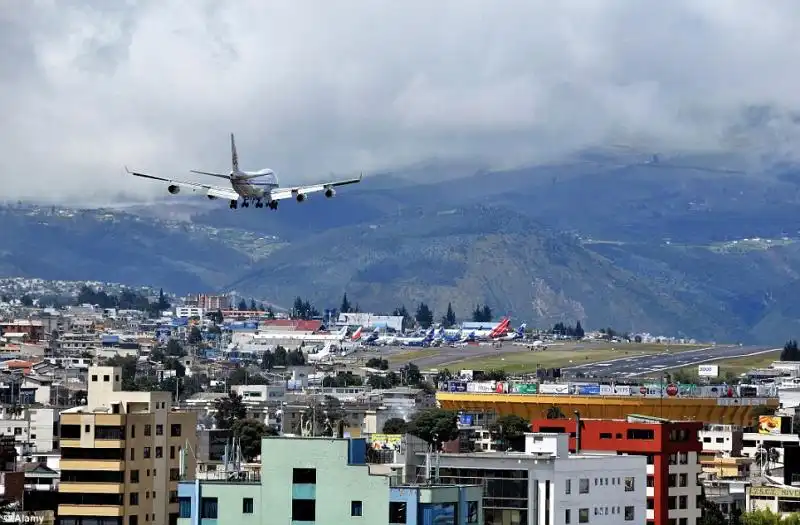 Mariscal Sucre Airport Quito 