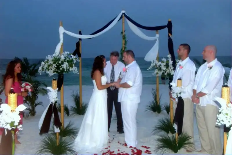 MATRIMONIO IN SPIAGGIA 