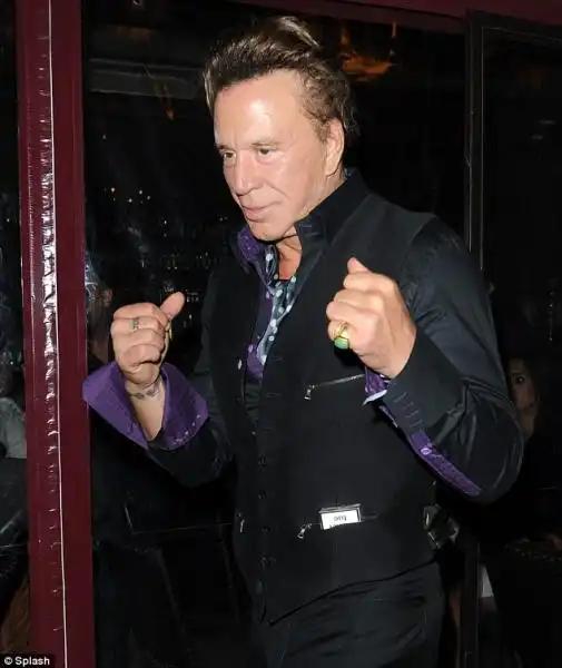 MICKEY ROURKE CANNES 