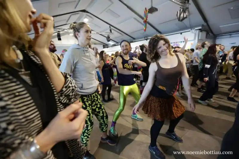 MORNING GLORYVILLE LONDON 