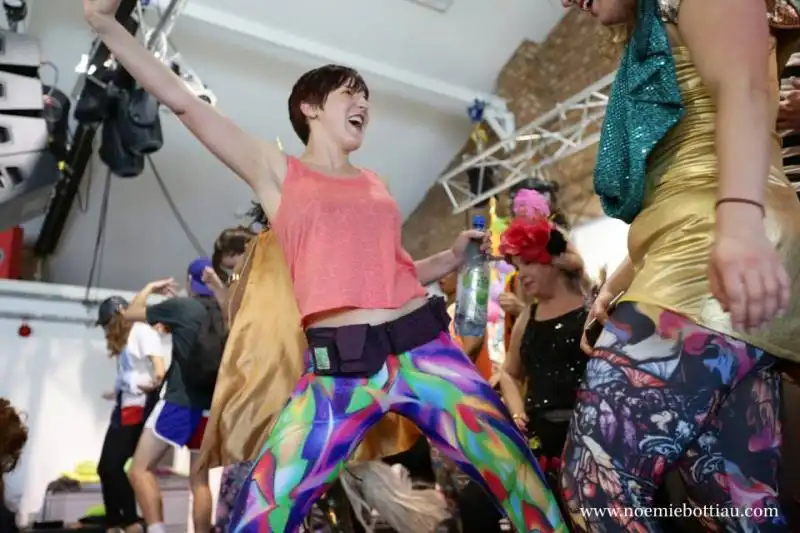 MORNING GLORYVILLE LONDON 