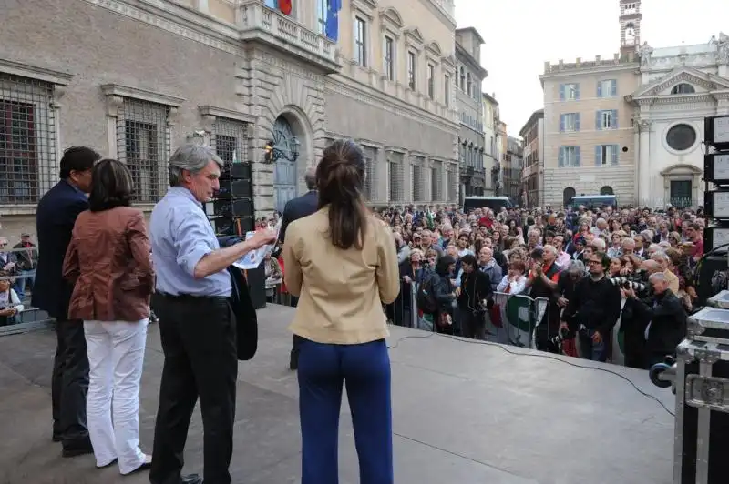 Piazza Farnese 