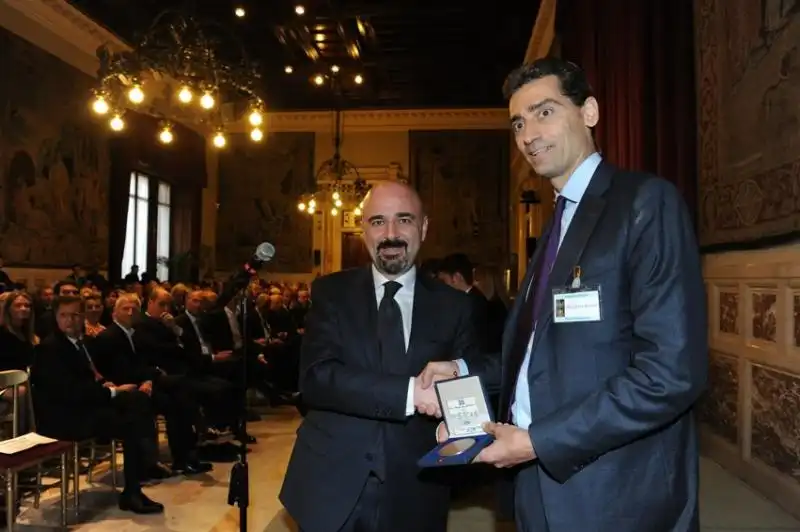 Premio Guido Carli Giovanni Lo Storto premiato da Andrea Sironi 