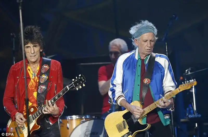 RONNIE WOOD KEITH RICHARDS E IL CONCERTO DEI ROLLING STONES A OSLO 